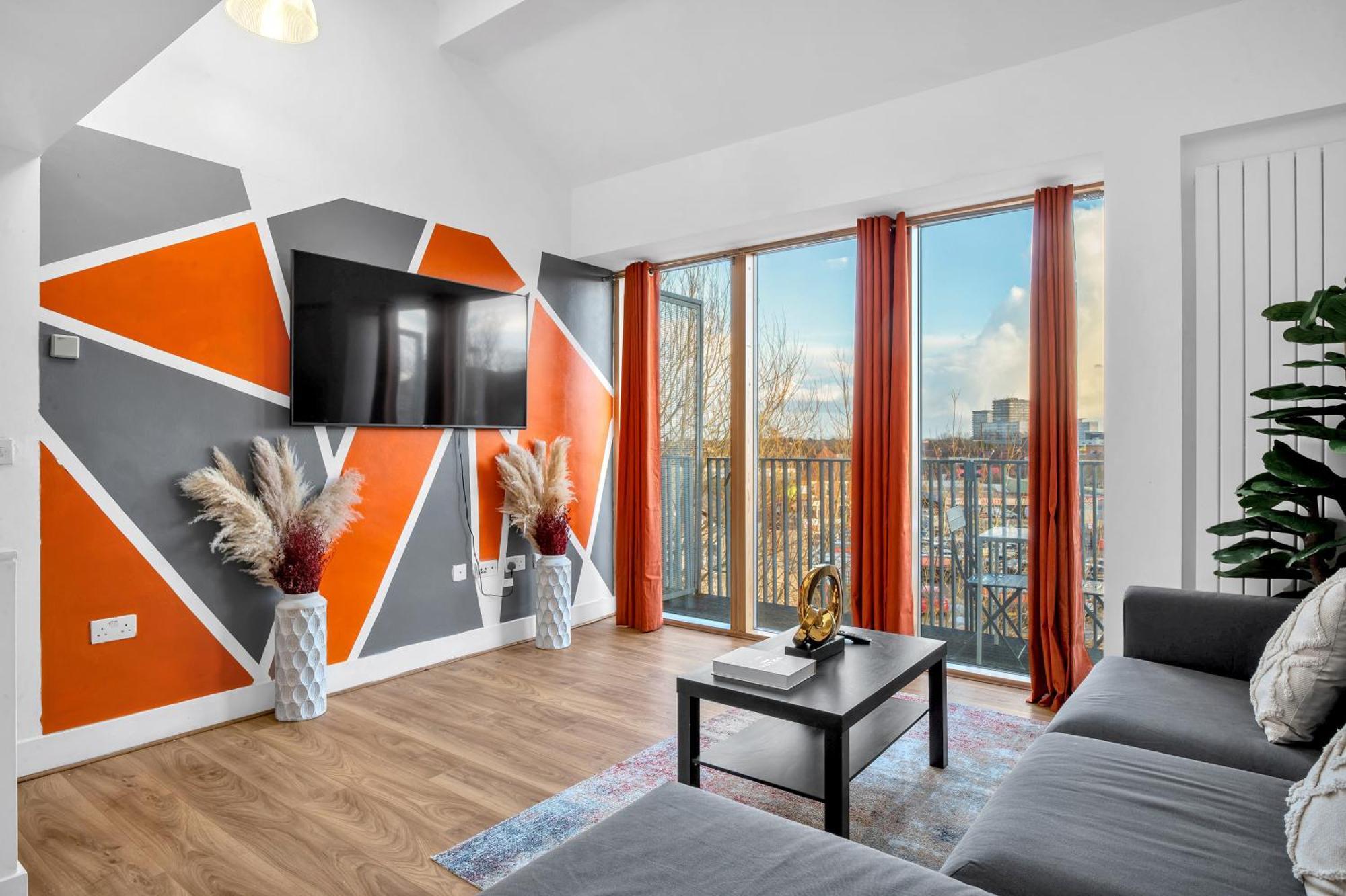 Luxury Waterfront Property With Free Parking Coventry Exterior foto